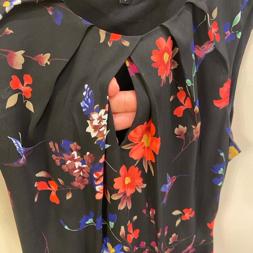 Express dress - Picture 4 of 4